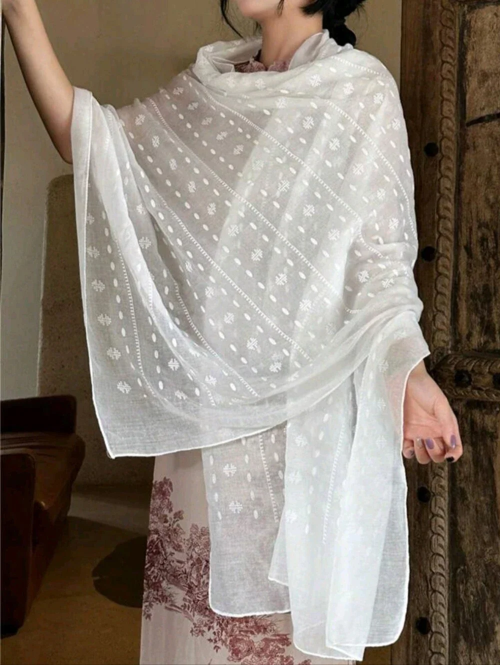 Elegant Embroidered Women's Scarf / Shawl/ Pashima Available In Pink And Cream